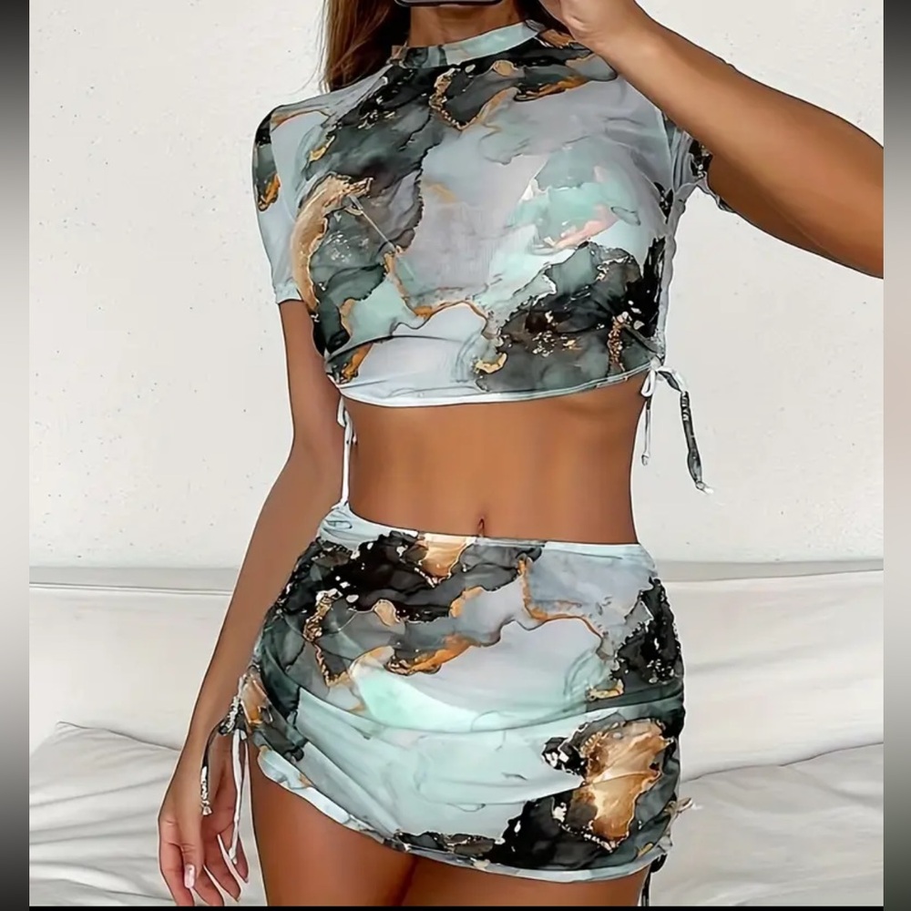 Chic Marble Print Bikini Set